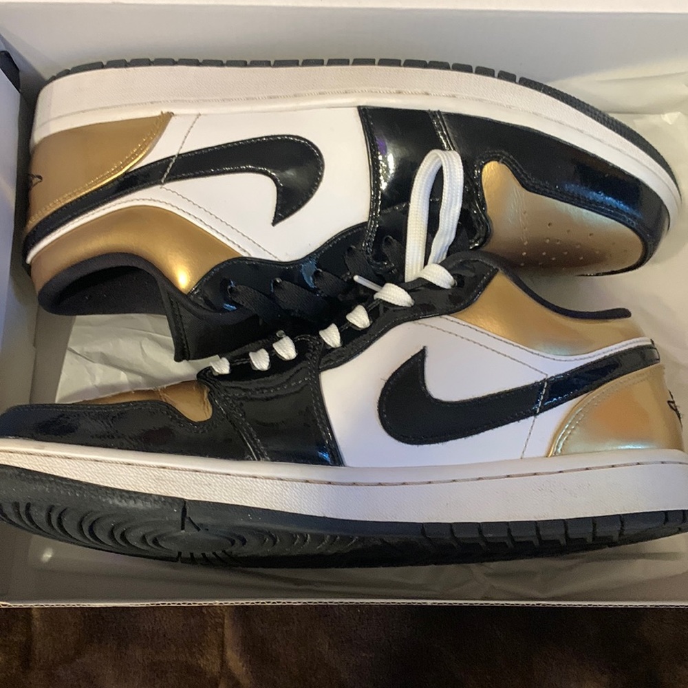 Air jordan 1 low gold toe